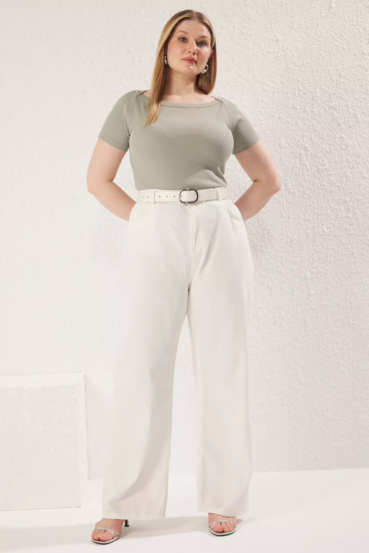 Plus Size Boat Neck Ribbed Top