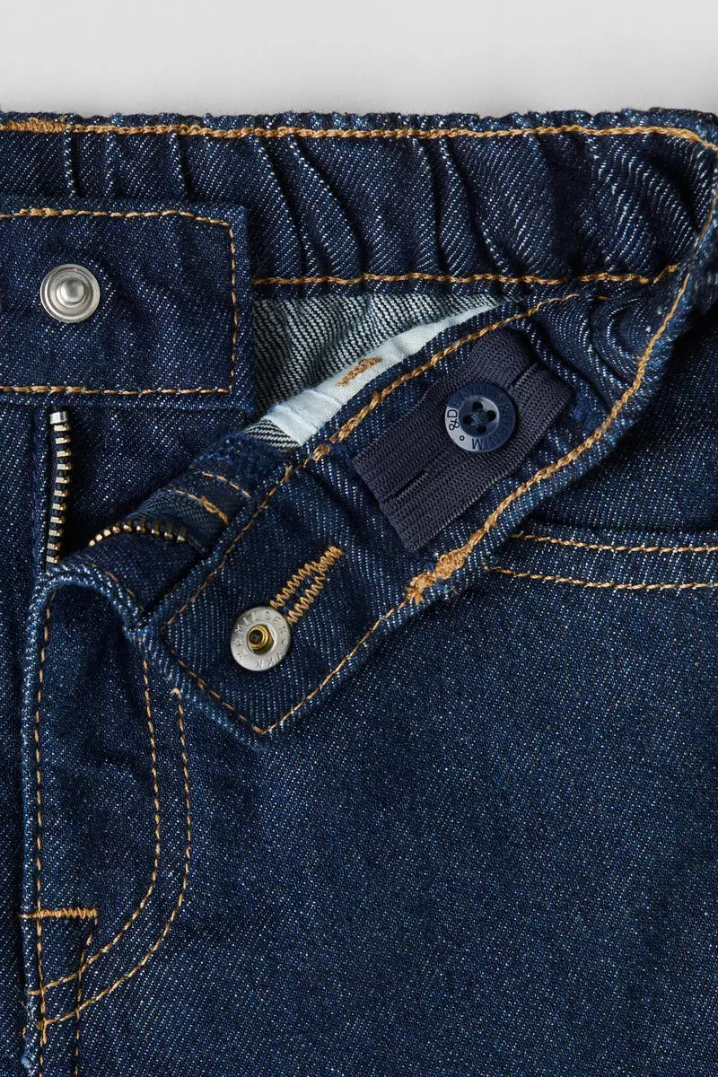 Loose Fit Jeans