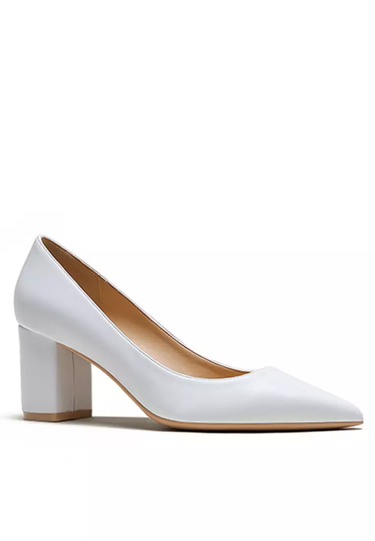 White sale pointed pumps