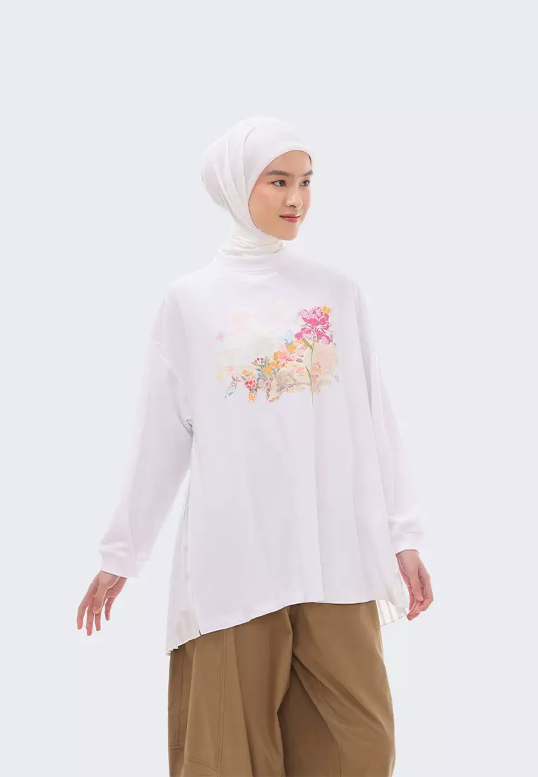 Ria Miranda White Guilin Top