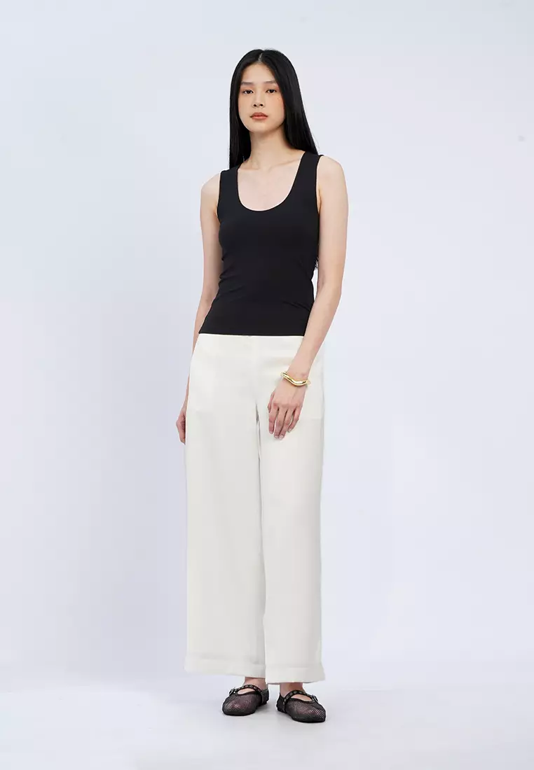 Low Neck Basic Fitted Tank Top