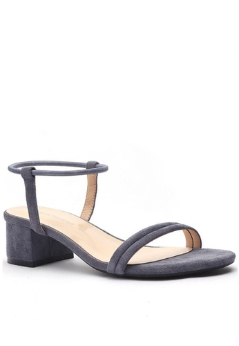 ankle strap shoes