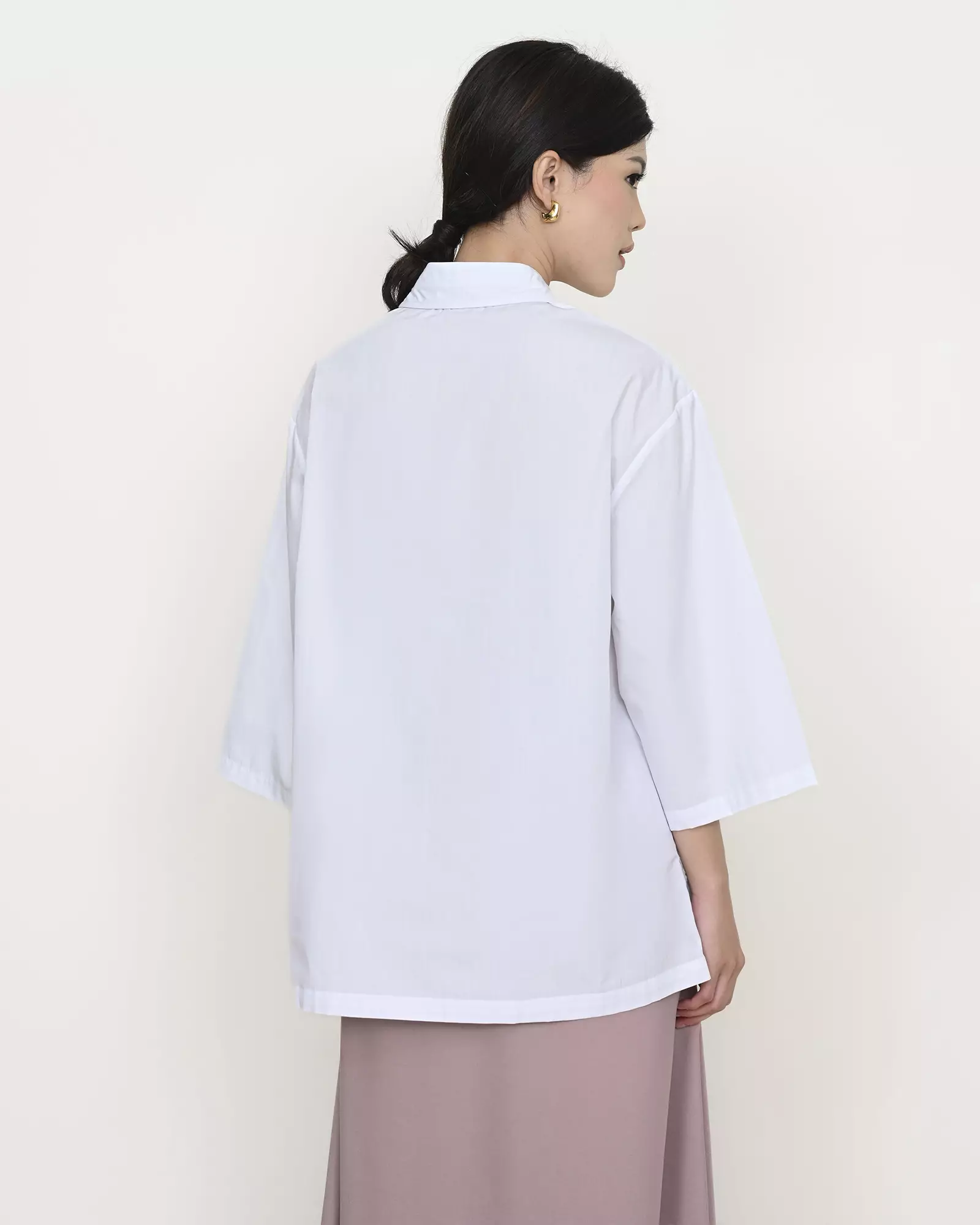 Geulis.id SKYLAR SHIRT - White