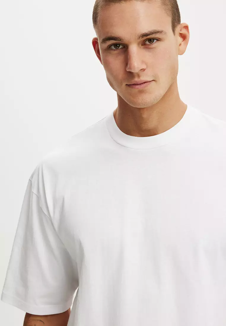 Cropped Fit T-Shirt