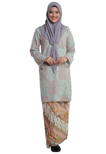 Kurung Pahang Menanti Kepulangan 03 from Hijrah Couture in Blue