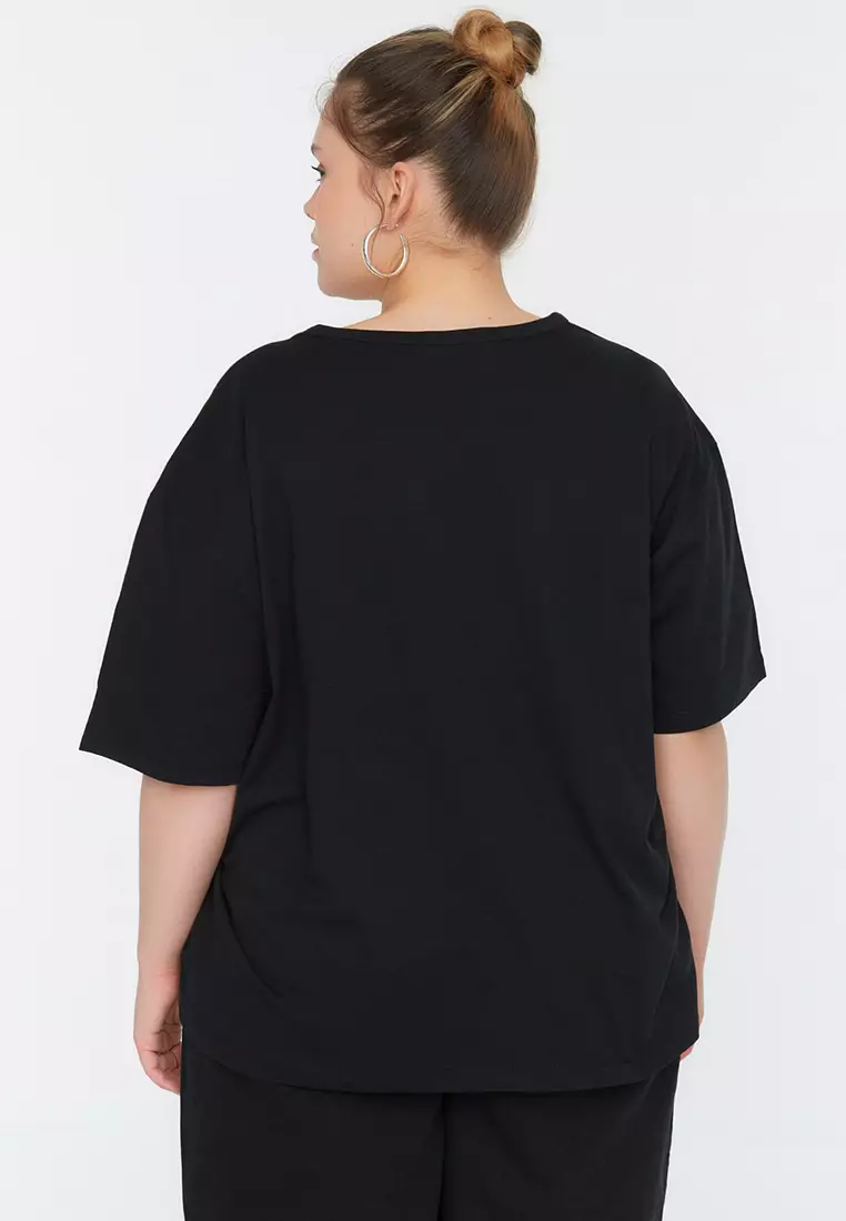 Plus Size Graphic T-Shirt
