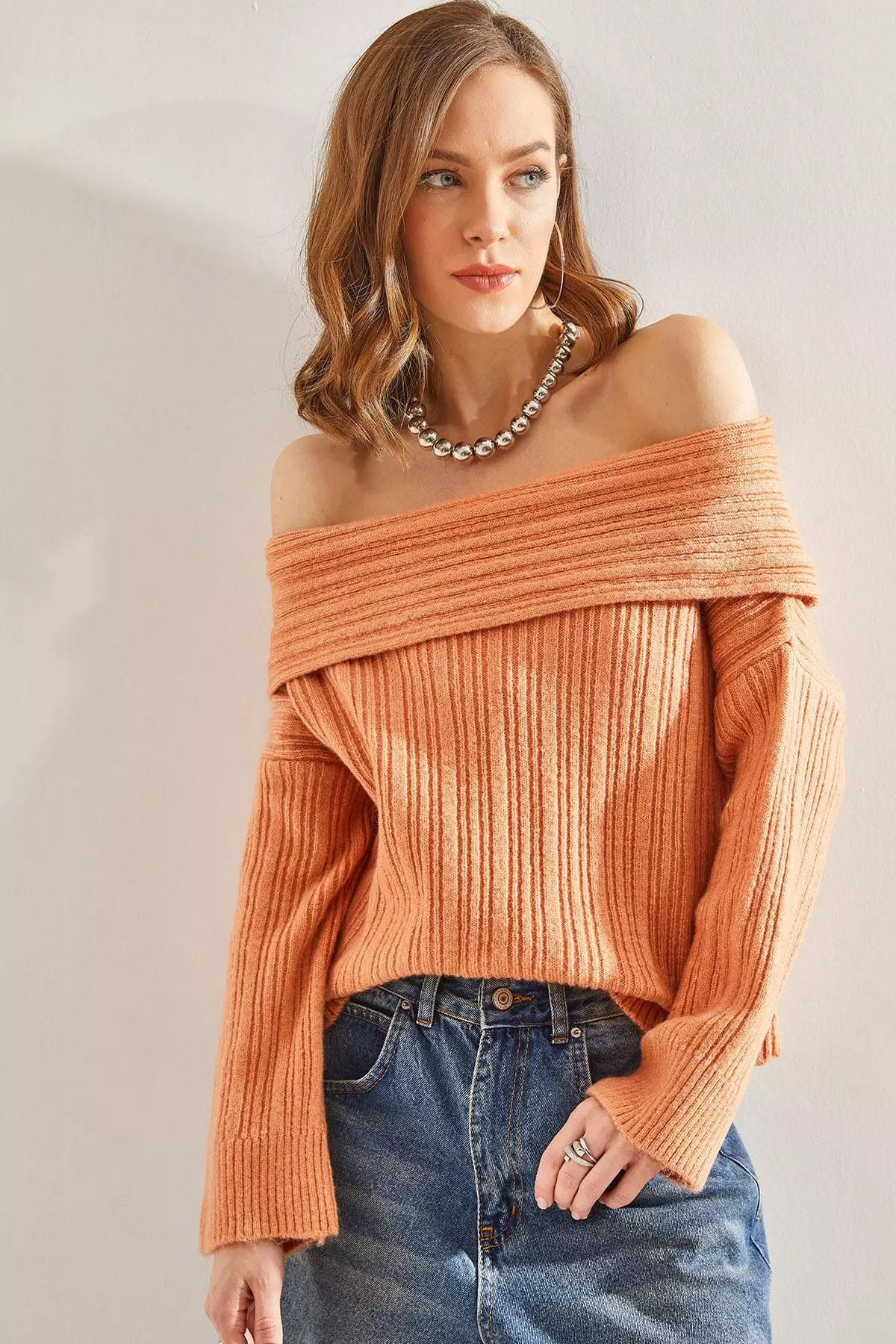 Women's Ruffle Collar Sweater