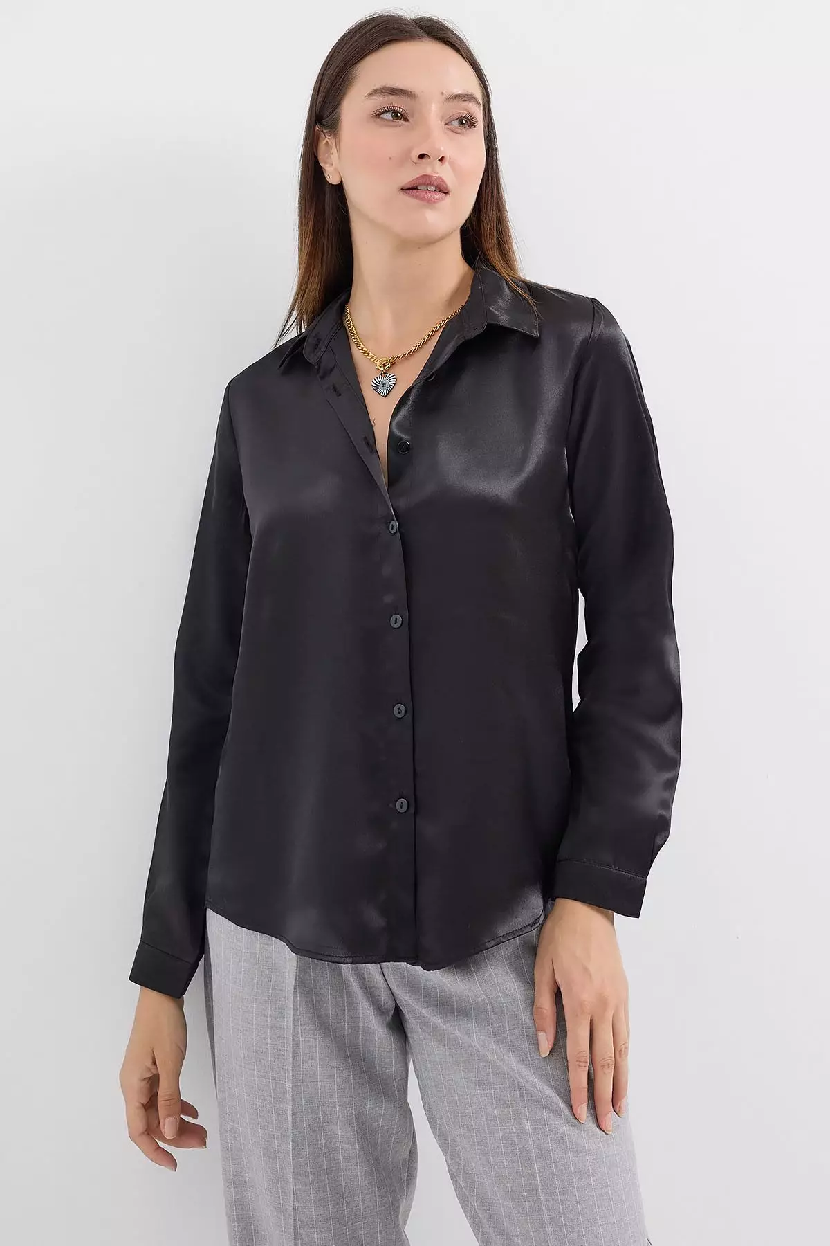 Long Sleeves Collared Shirt