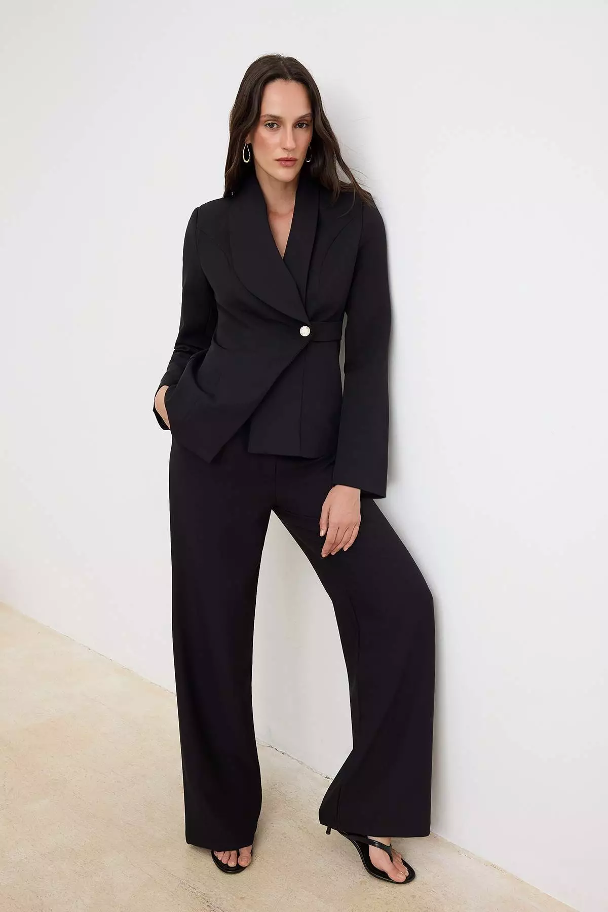 Black Woven Bottom - Top Set Twoaw26Au145