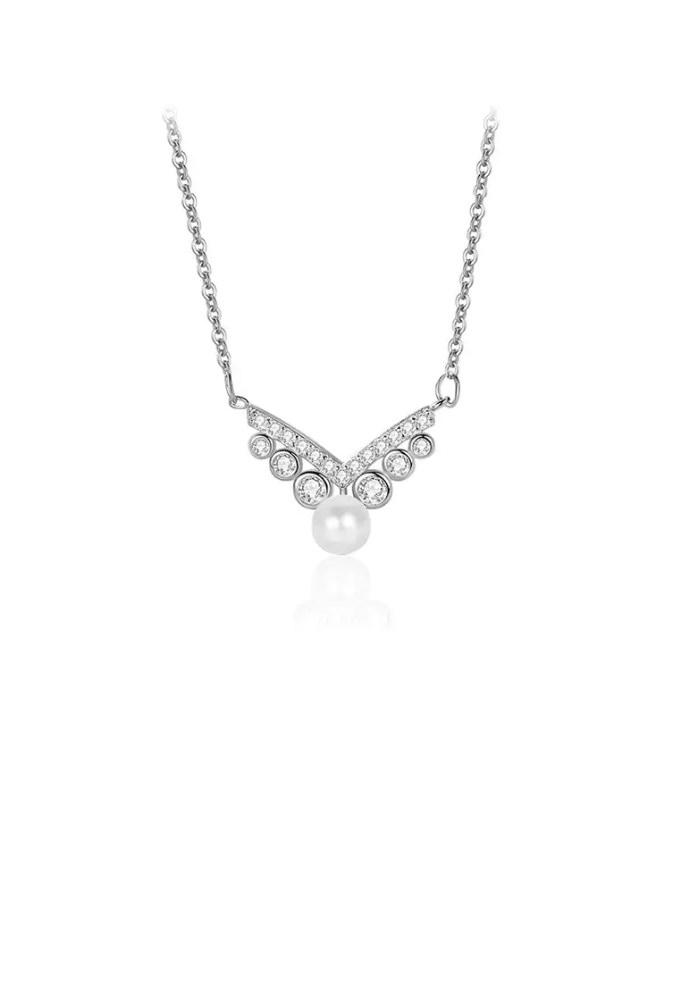 White fashion necklace best sale