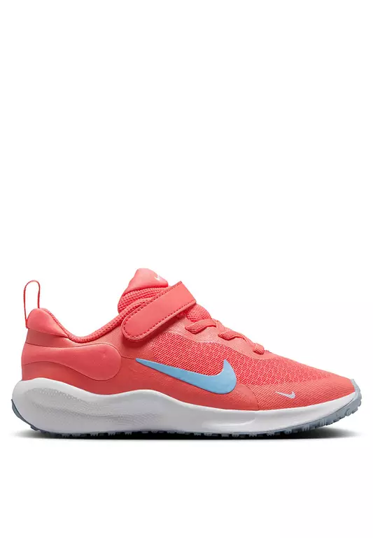 Nike Revolution 7