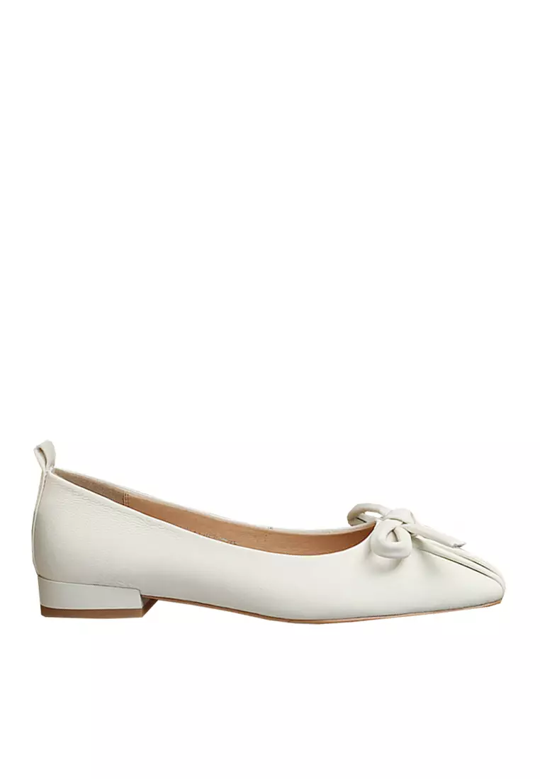 Discount on Twenty Eight Shoes  shoes - SKU: VANSA Fashion Bow Square Toe Low Heel Shoes VSW-F02061320