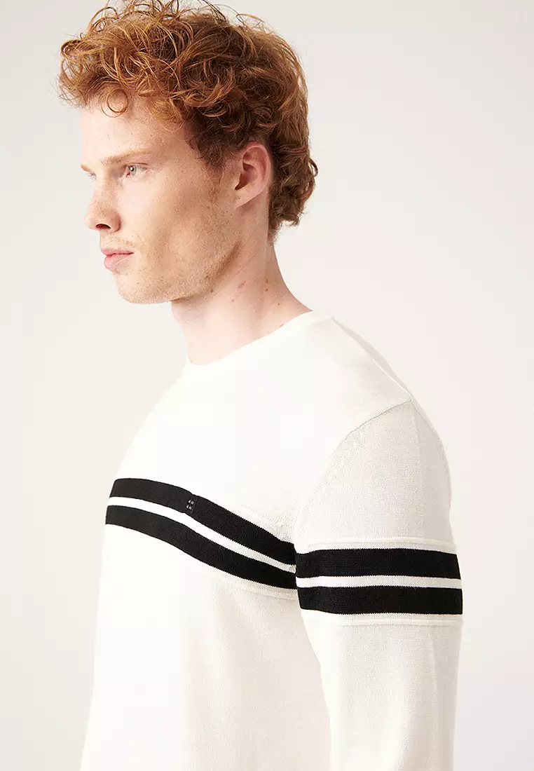 Crew Neck Knit Sweater