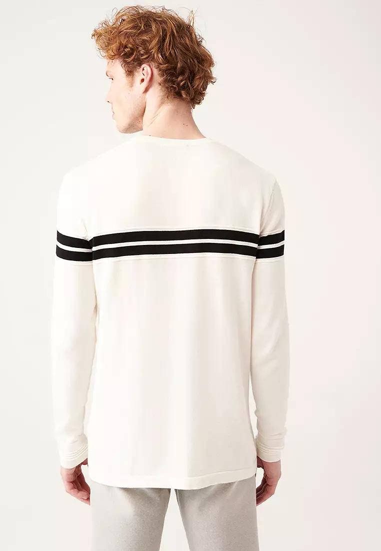 Crew Neck Knit Sweater