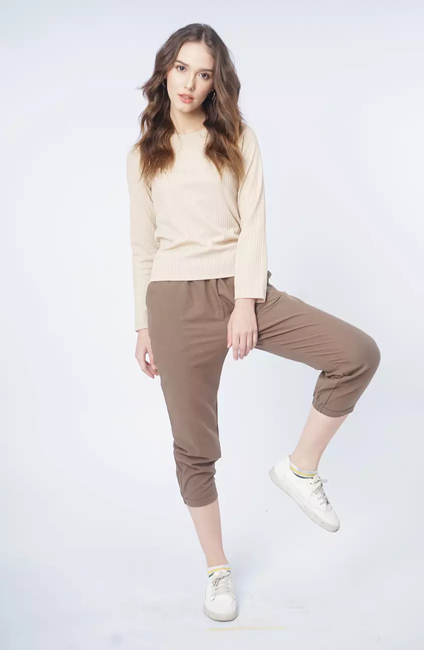 Kaos Wanita Abigail Khaki