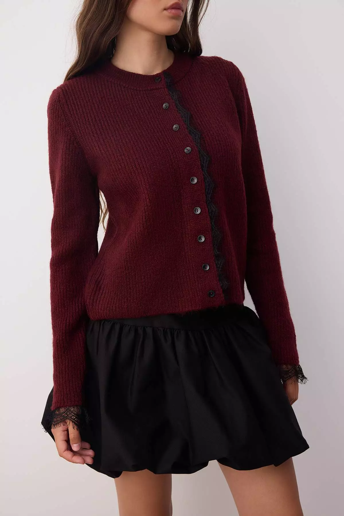 Burgundy Lace Garnished Knit Cardigan Twoaw26Hi00171