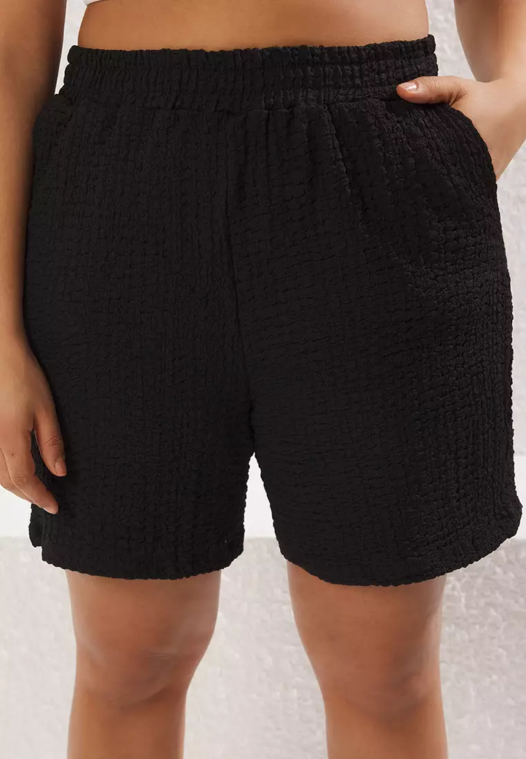 Black Relaxed Fit Textured Fabric Plus Size Knitted Shorts & Bermuda TBBSS25AP00005