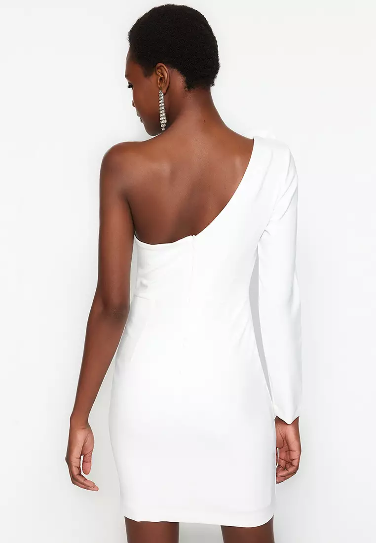 White fitted formal dress outlet
