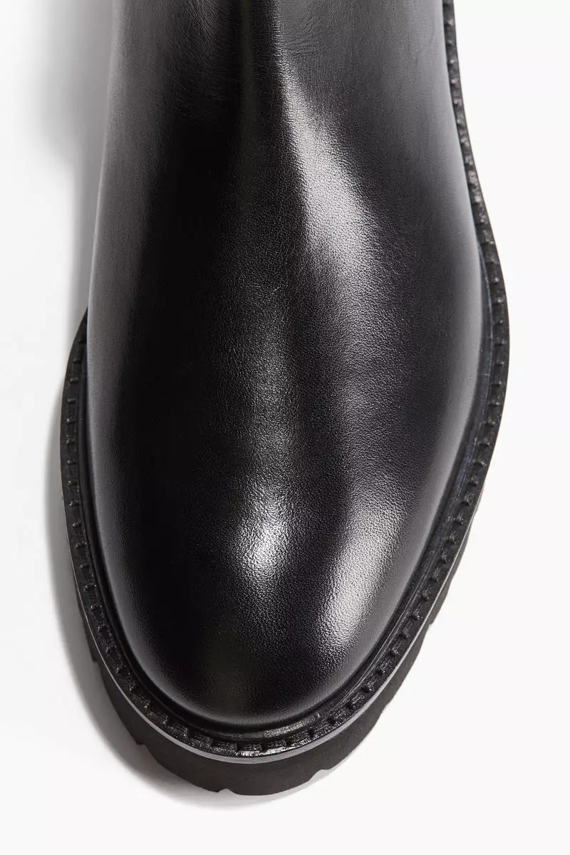 Leather Chelsea boots