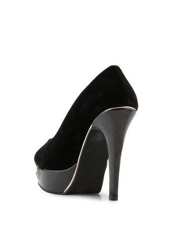 zalora pumps