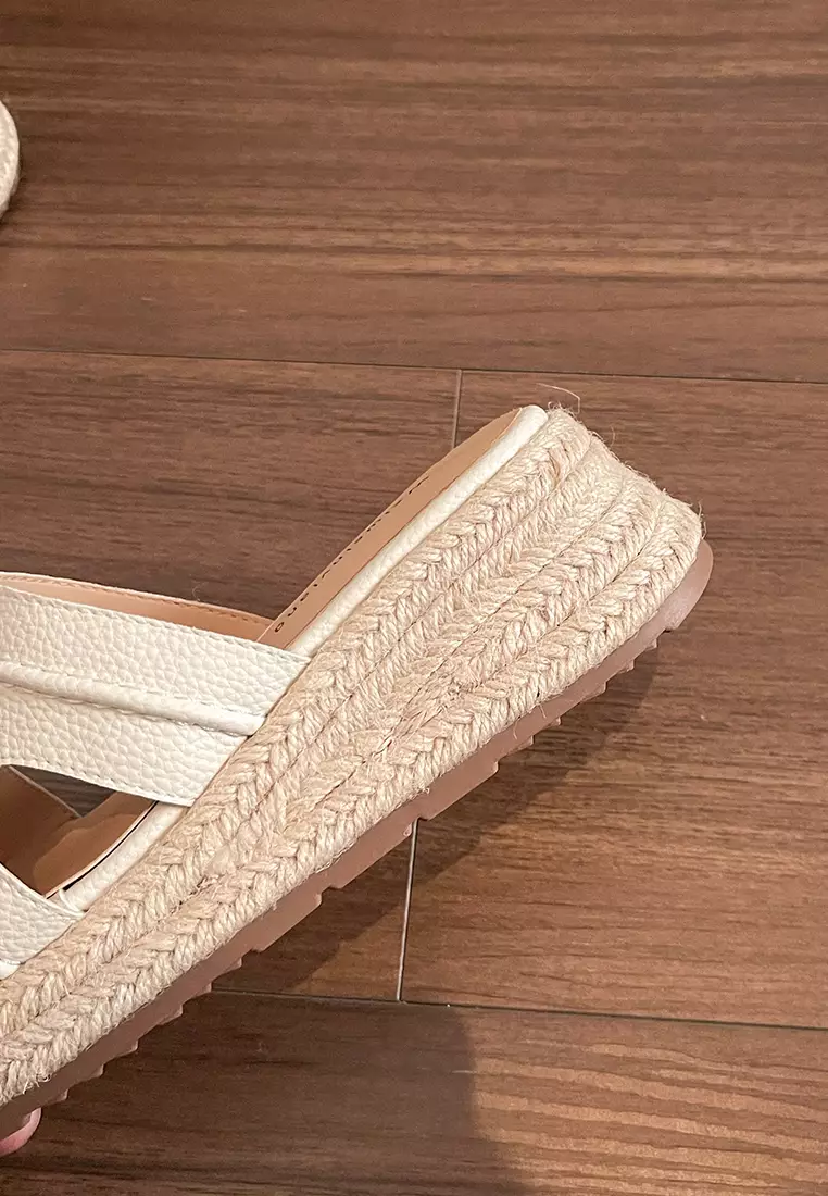 PU搭帶草編坡跟涼鞋WW568-1