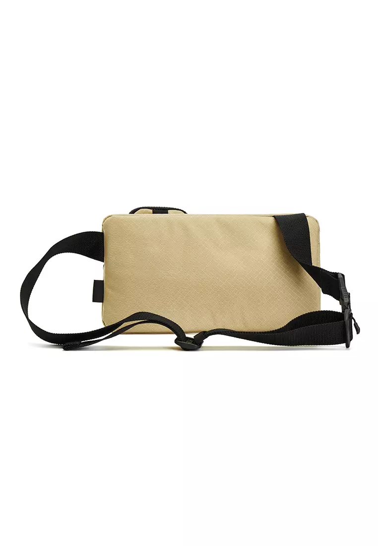 White fila top waist bag