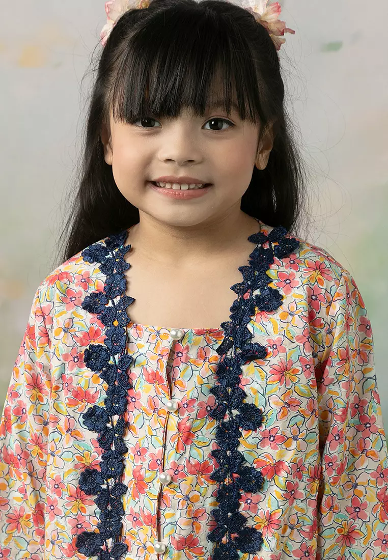 Eryna Kebaya with skirt