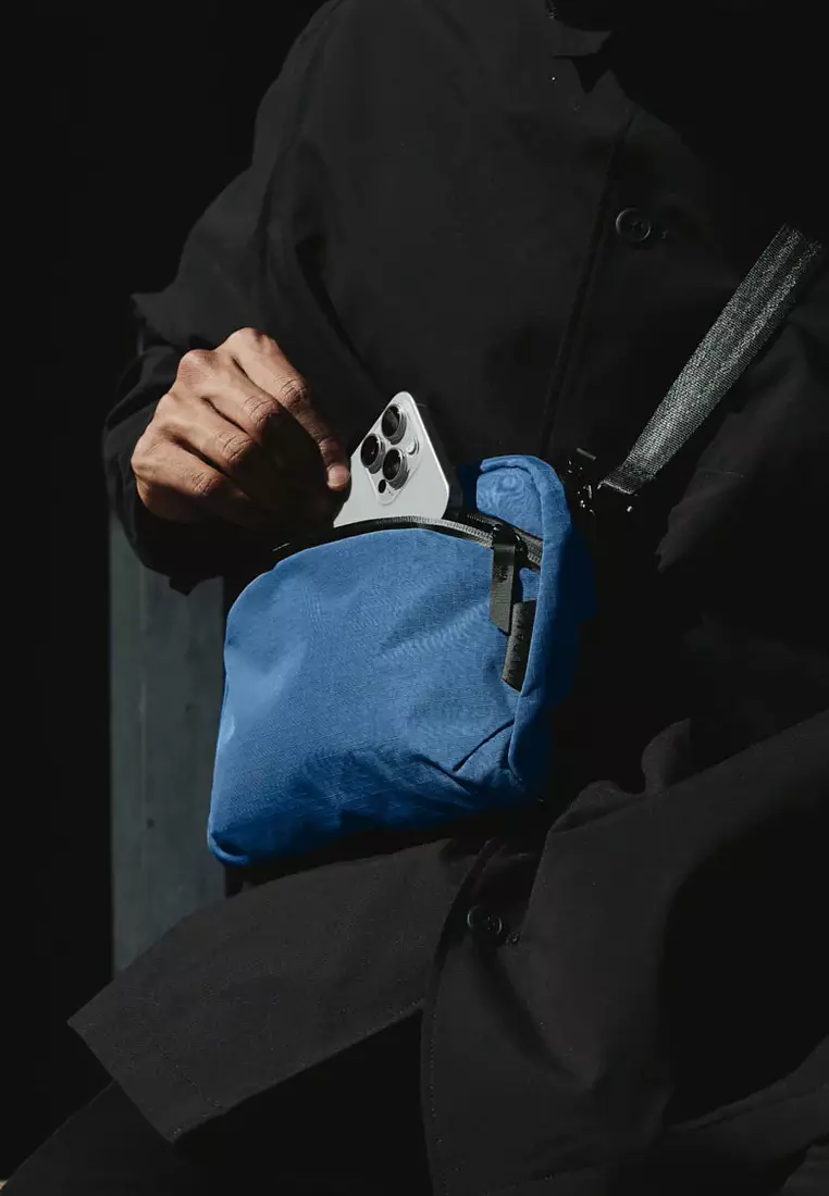 Alpaka Flight Sling - Blue