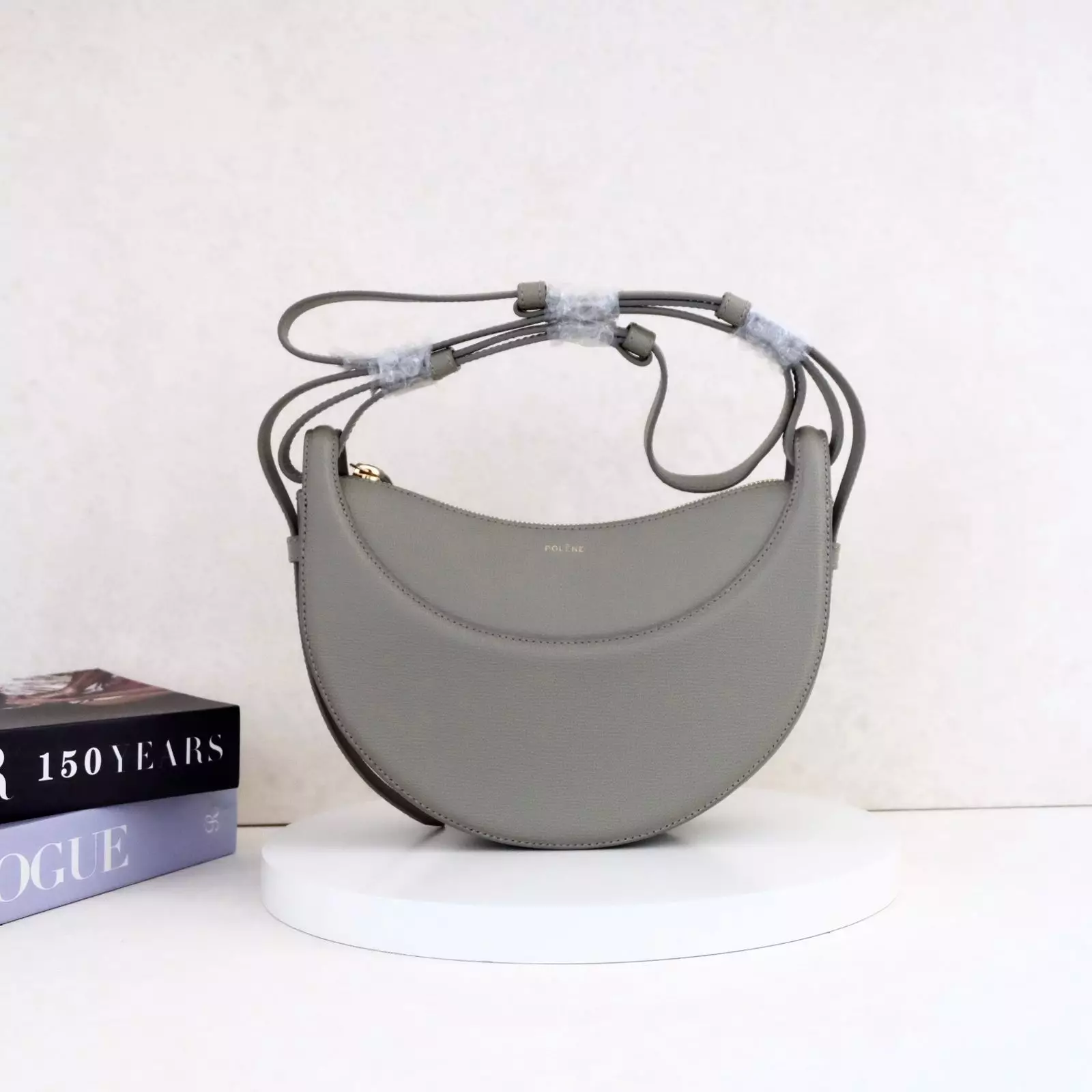 Numero Dix Olive Grained Leather