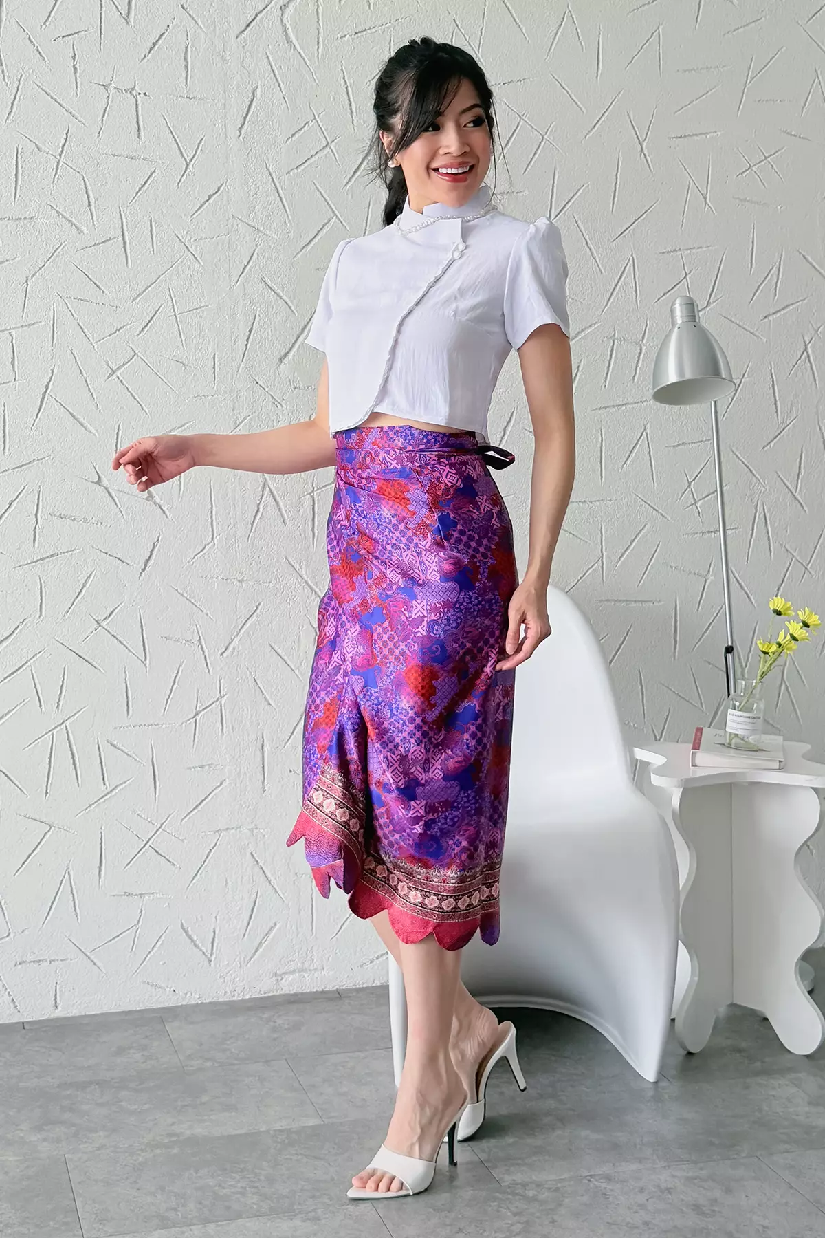 Andhika Sekar Aruna Scallop Batik Sekarjagad Sarong Rok Lilit Batik