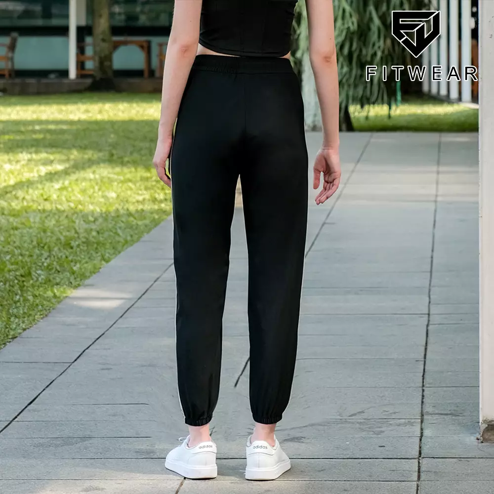 Fitwear Jogger Oversize Olahraga Wanita AMORA WIDE STRIPE - CREAM LINE