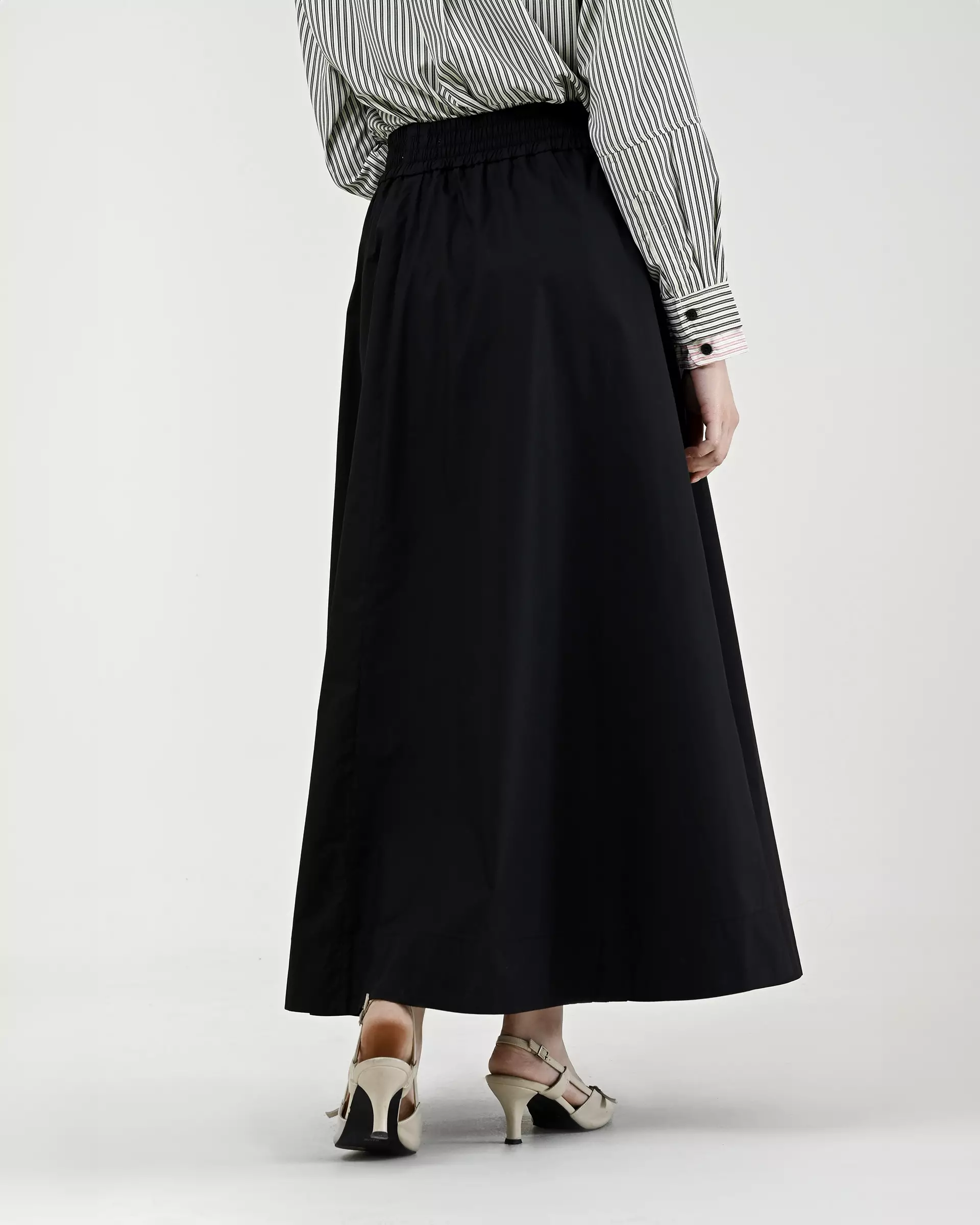 Geulis.id LUIKA SKIRT - Black