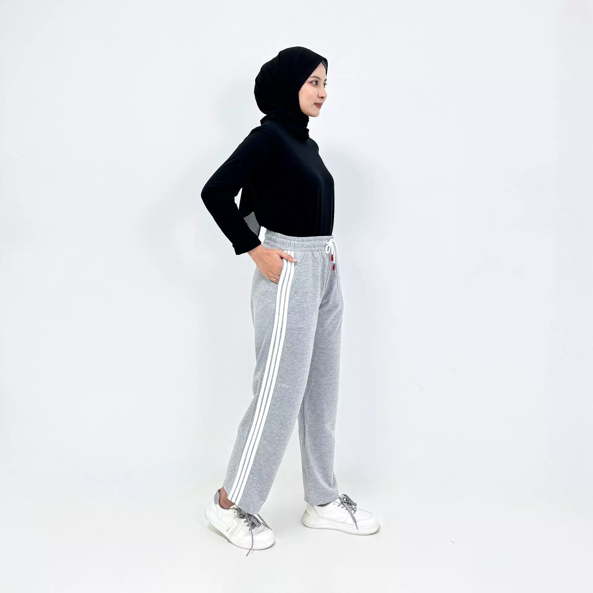 Sweatpants Trisya ABU MUDA Celana Panjang Sporty Wanita Size M-XXL