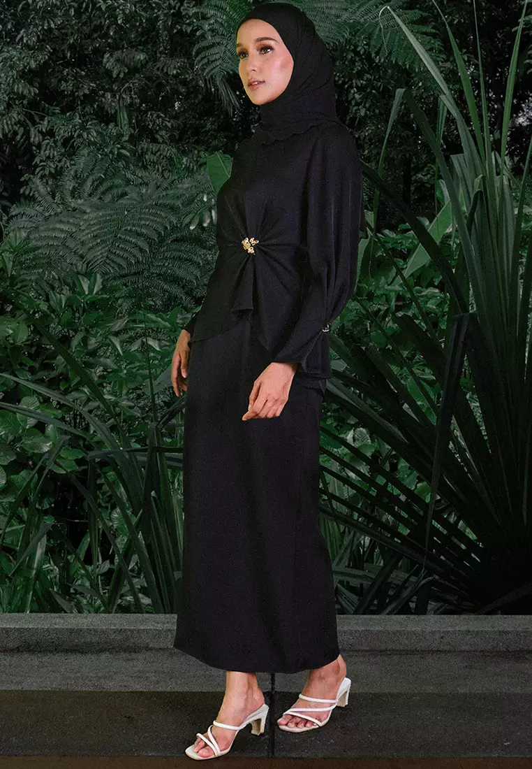 PREMIUM Bersama Blouse & Skirt - Black