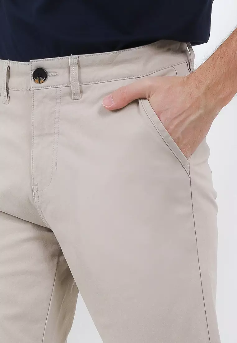 TRIPLE Celana Panjang Chinos Regular Slim (261 858)