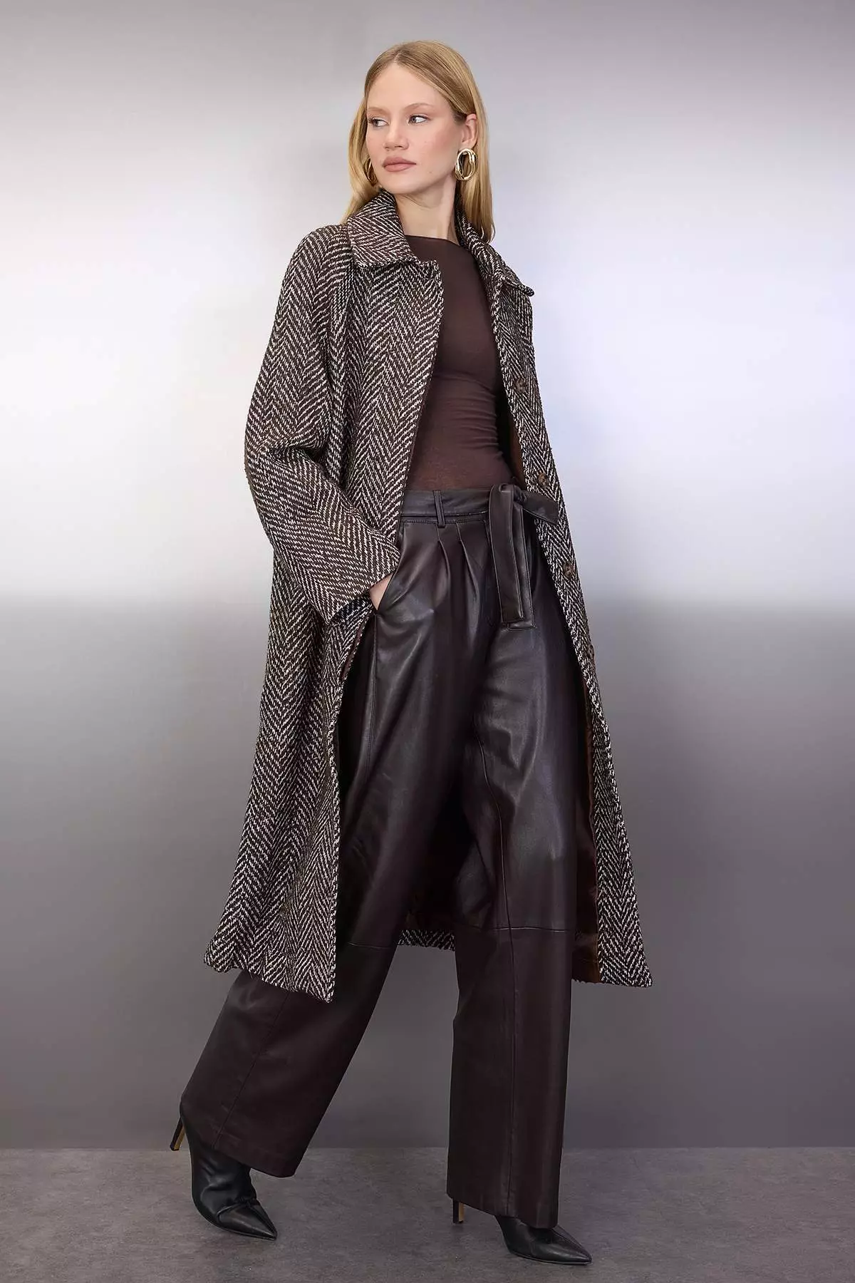 Brown Fur Detailed Herringbone Mono Closure Oversize Long Cashmere Coat
