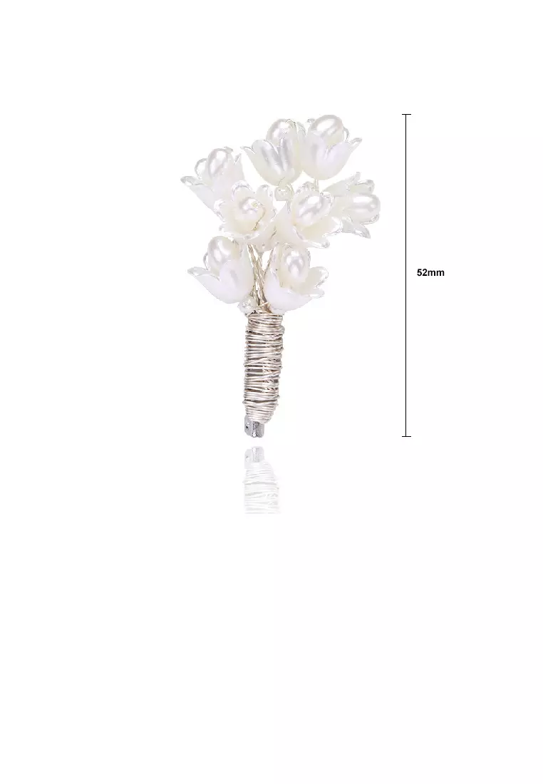 White hotsell flower brooch