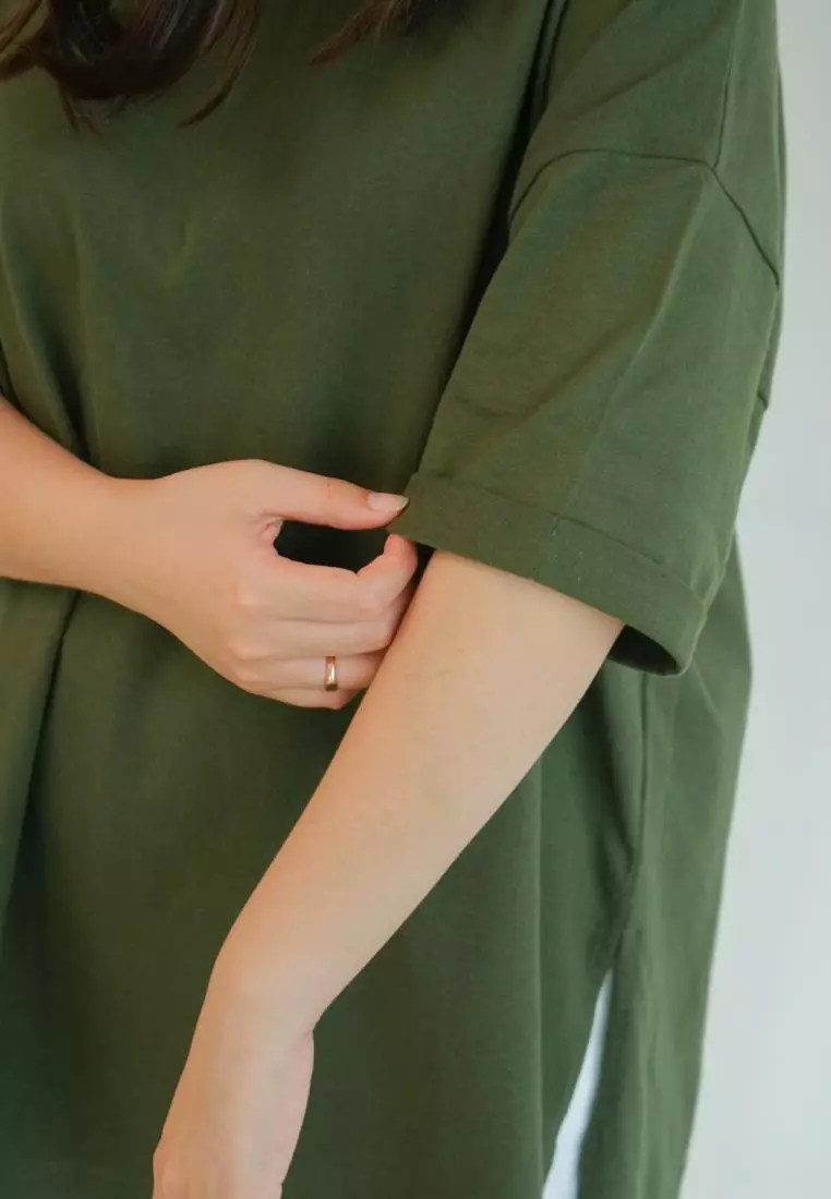 Blow Fany Kaos Oversized Slit Cut