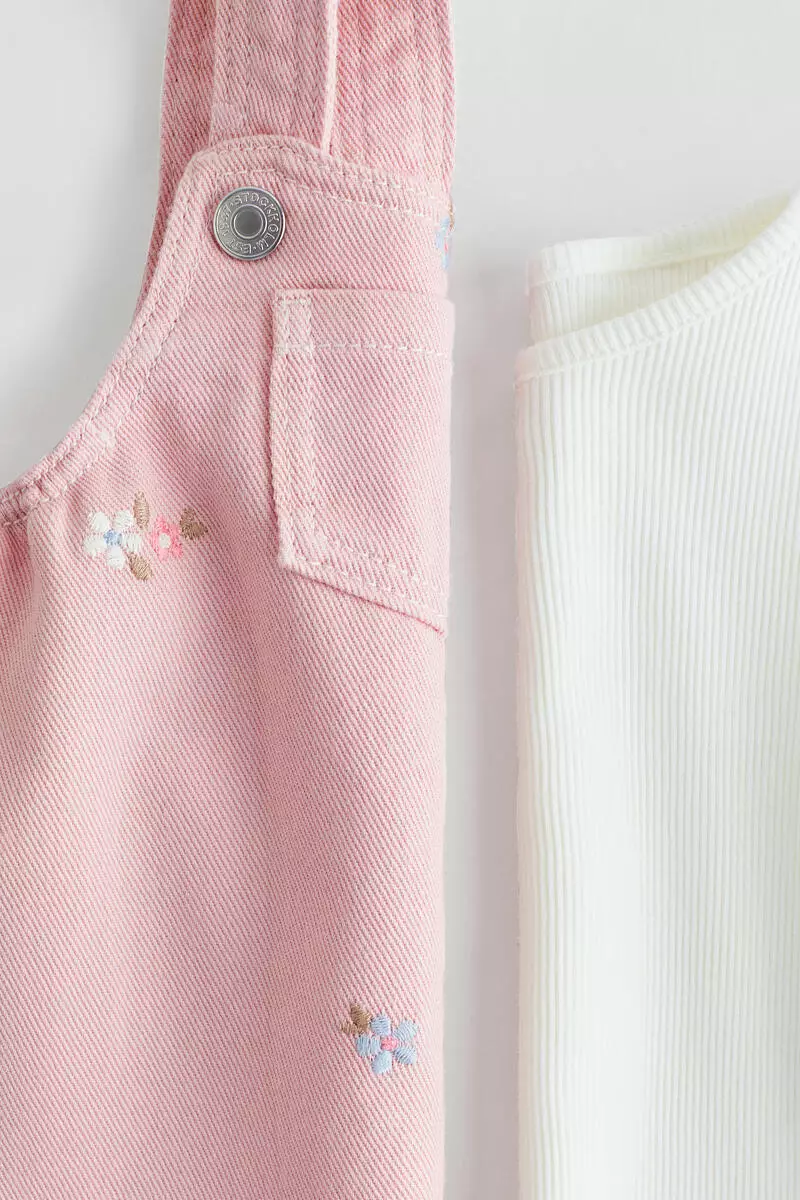 2-piece dungaree dress and top set