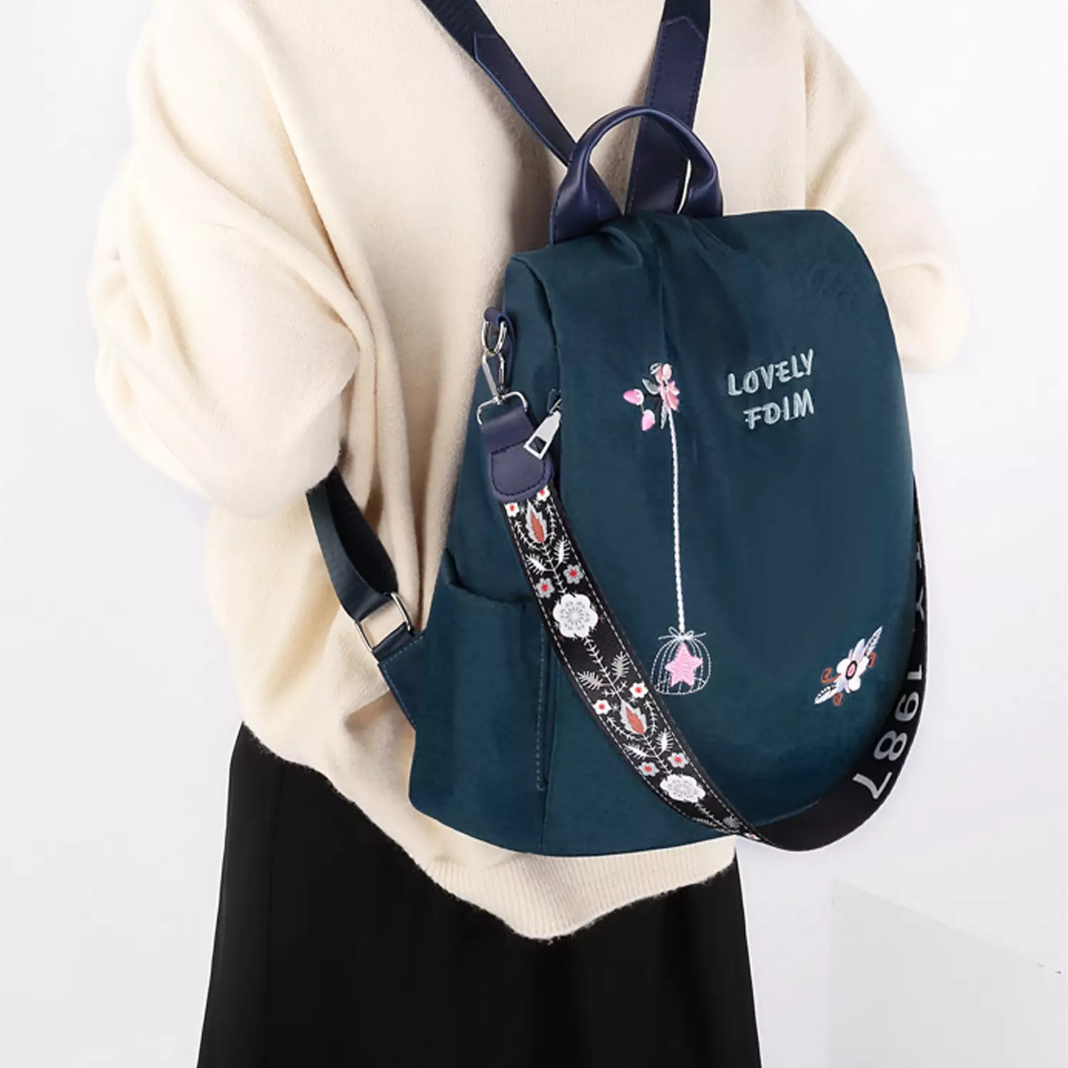 Wakakids Tas Backpack Wanita 2in1 Ransel dan Selempang Lovely Flowers Anti Maling dan Air Venrz Navy