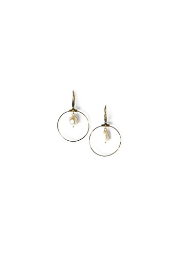 CLOVER gold Clover Cleo Pearl Earring 1.0 1D210ACDC59803GS_1