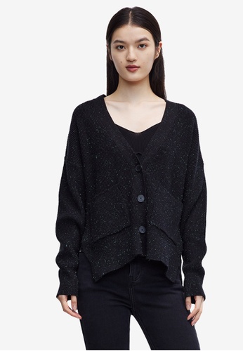 Urban Revivo black Dropped Sleeves V-Neck Knitted Cardigan 61149AA7483A2DGS_1