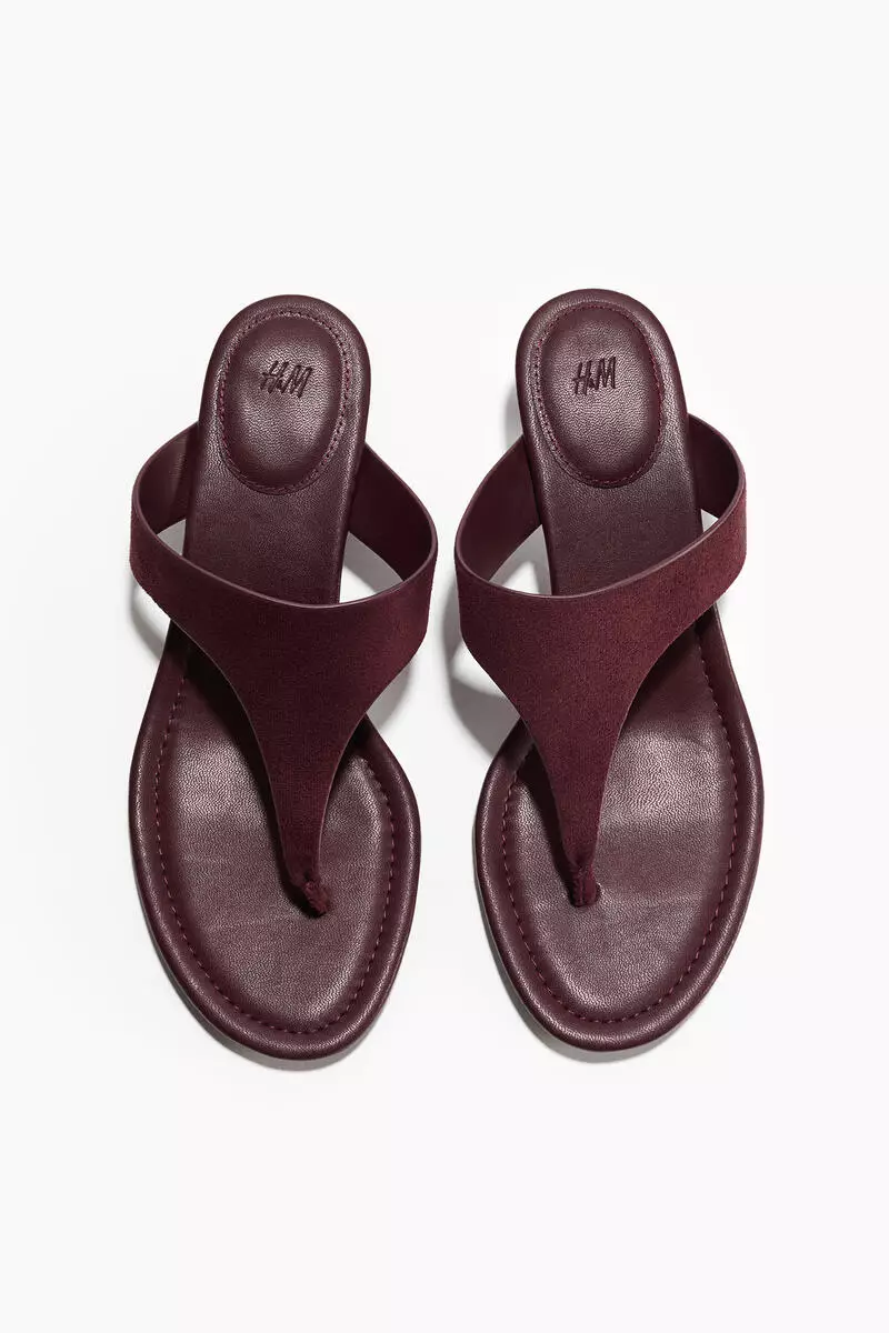 Kitten-heeled sandals