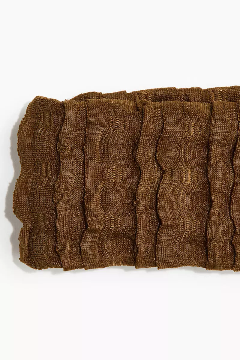 Textured hairband