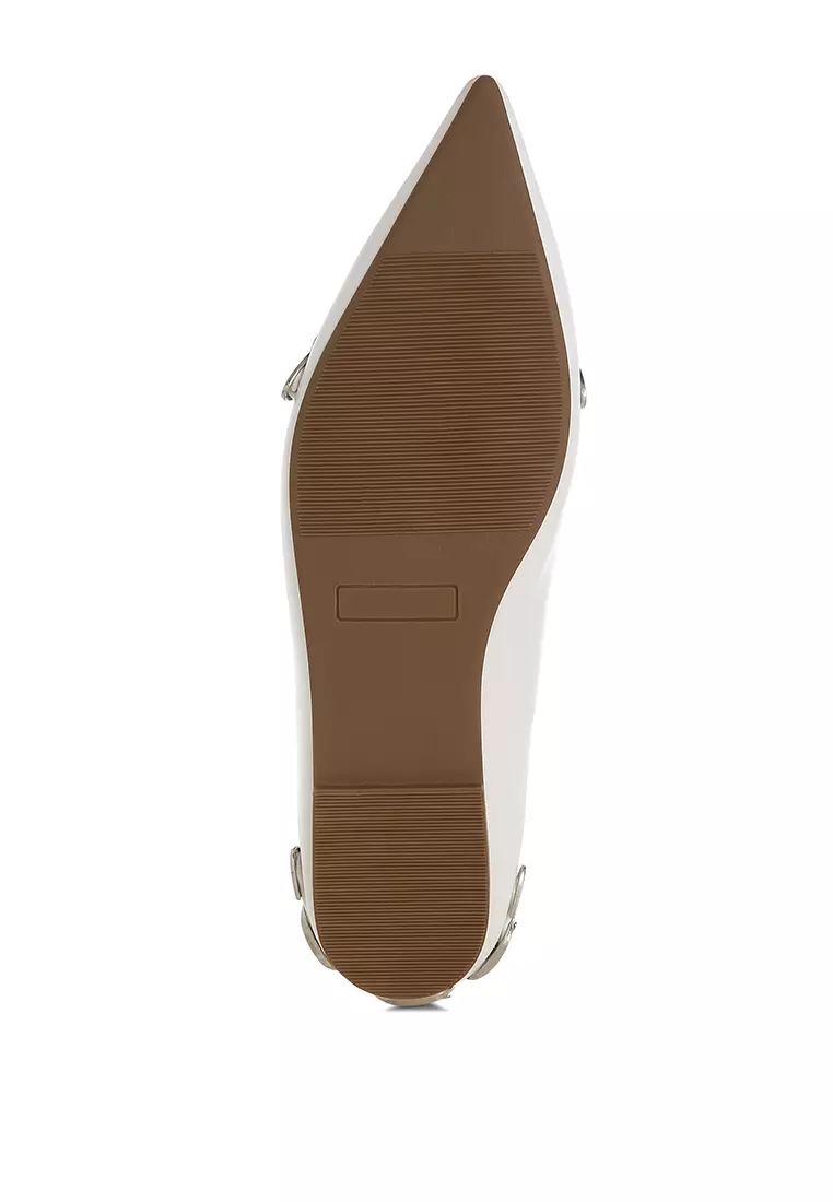 Belt Buckle Detail Ballerinas In White