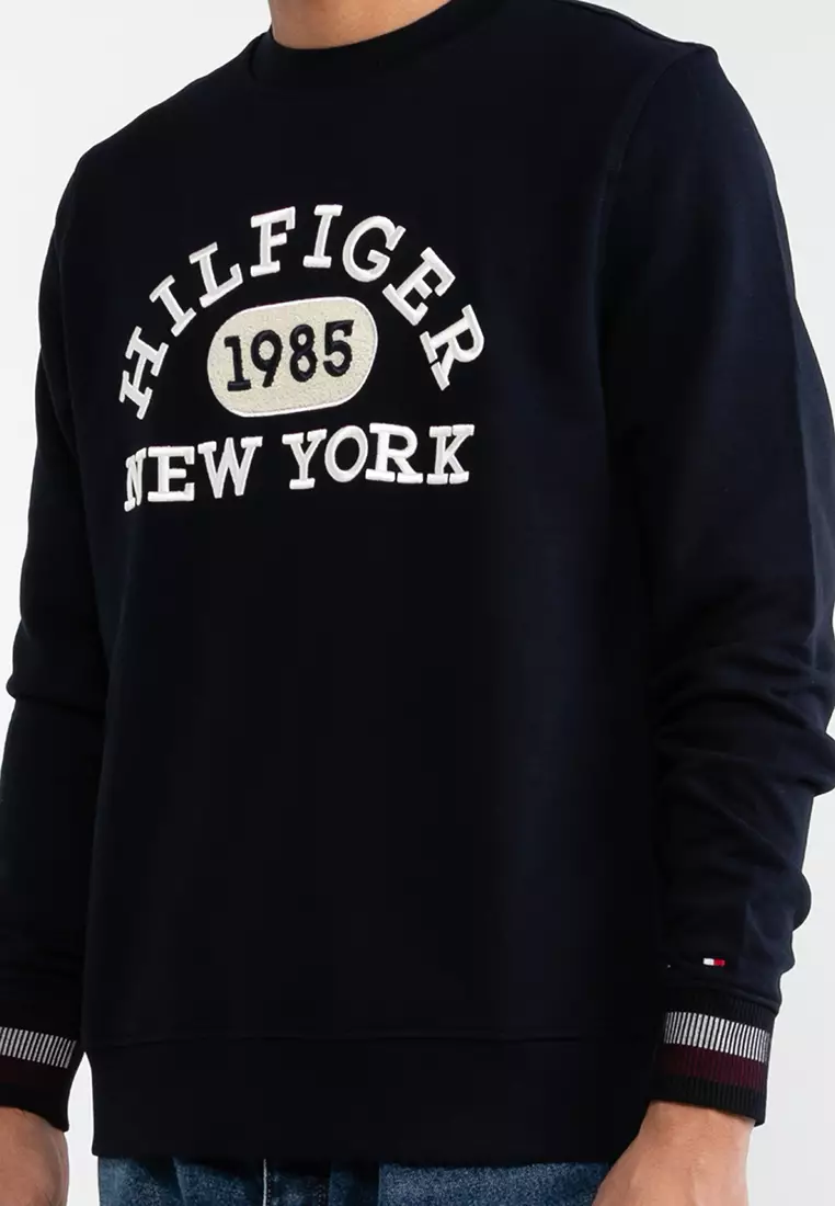 Tommy hilfiger college clearance sweatshirt