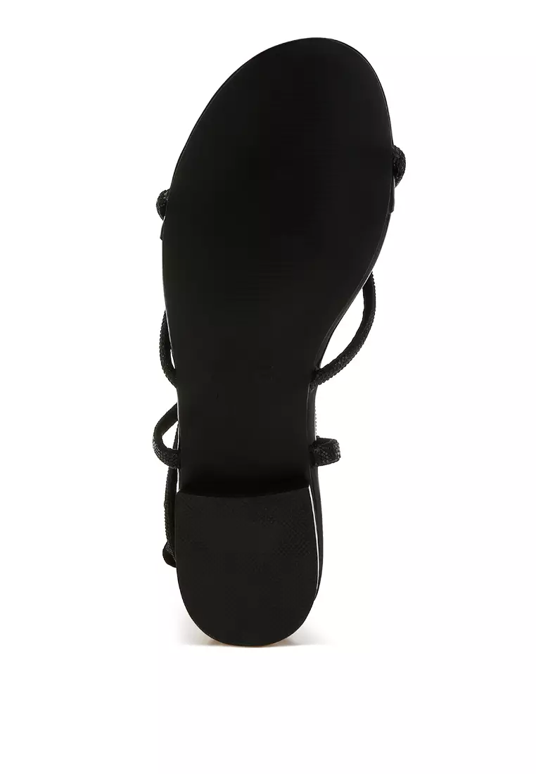 Sandal Renda Berhias Berlian Imitasi dalam Warna Hitam