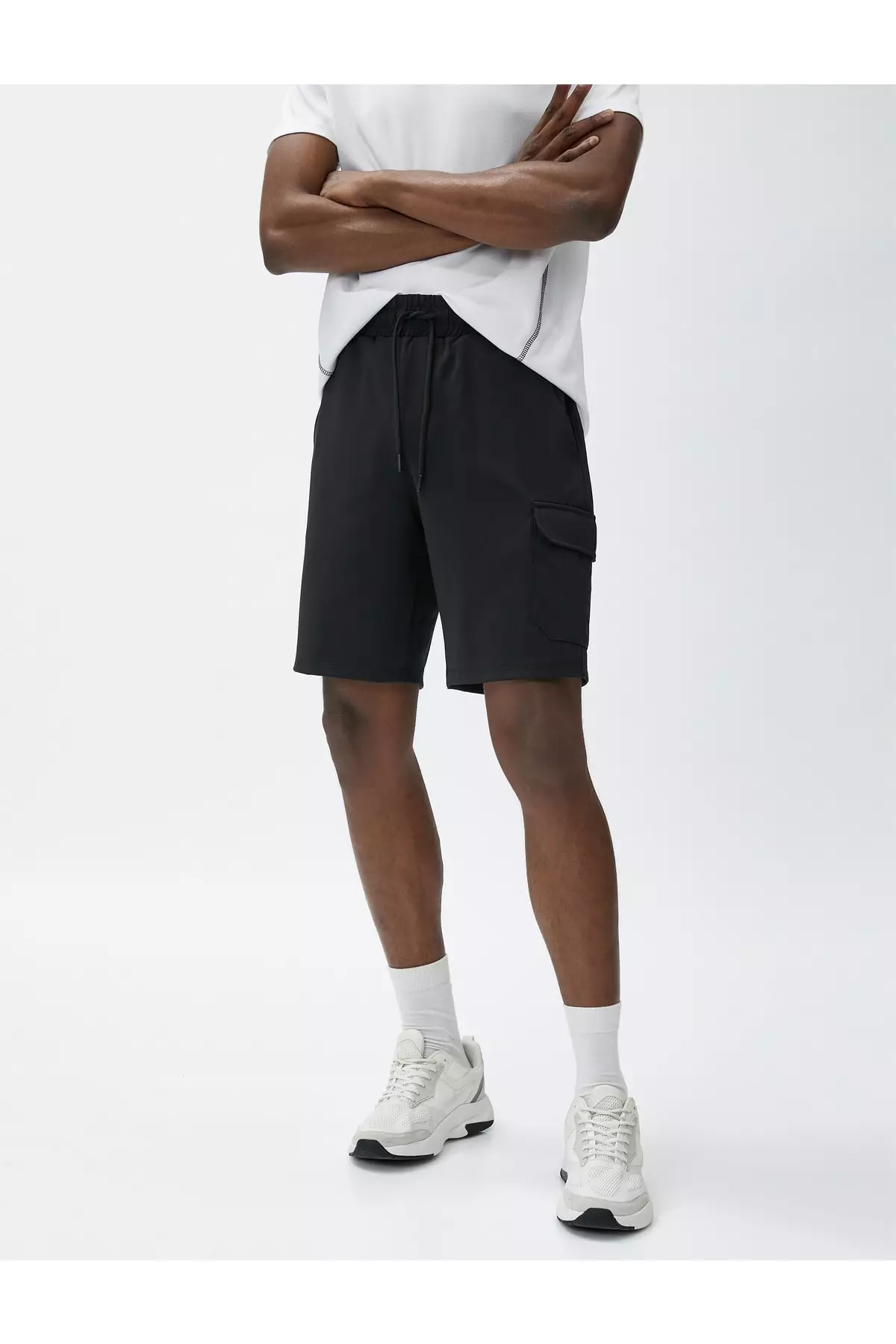 White sports discount shorts mens