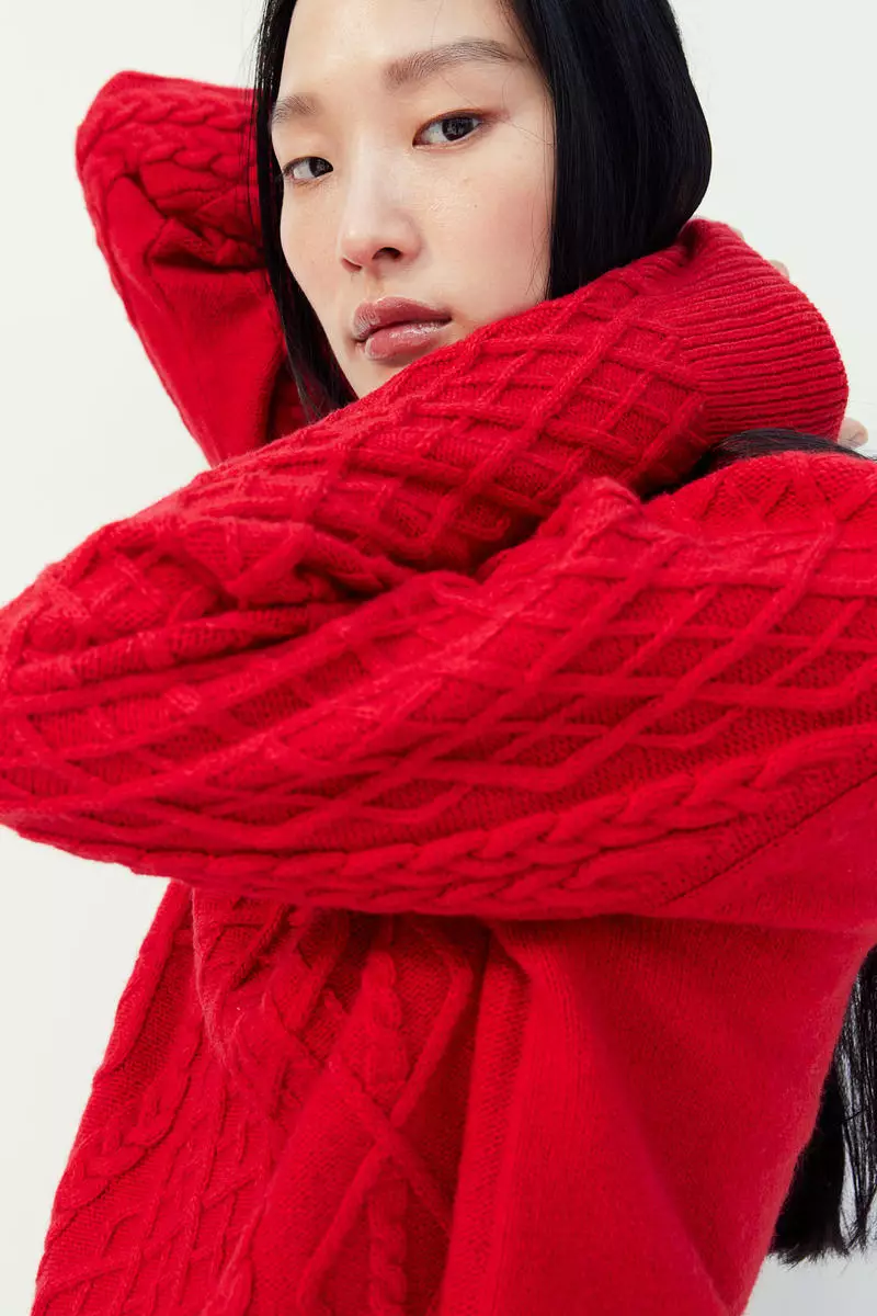 Buy H M Cable knit jumper 2024 Online ZALORA Singapore