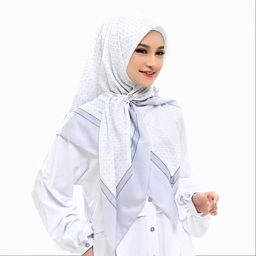 Rabbani - Kerudung Segi Empat Muslim Wanita Tetra Halika AL - Putih